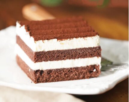 tiramisu cake